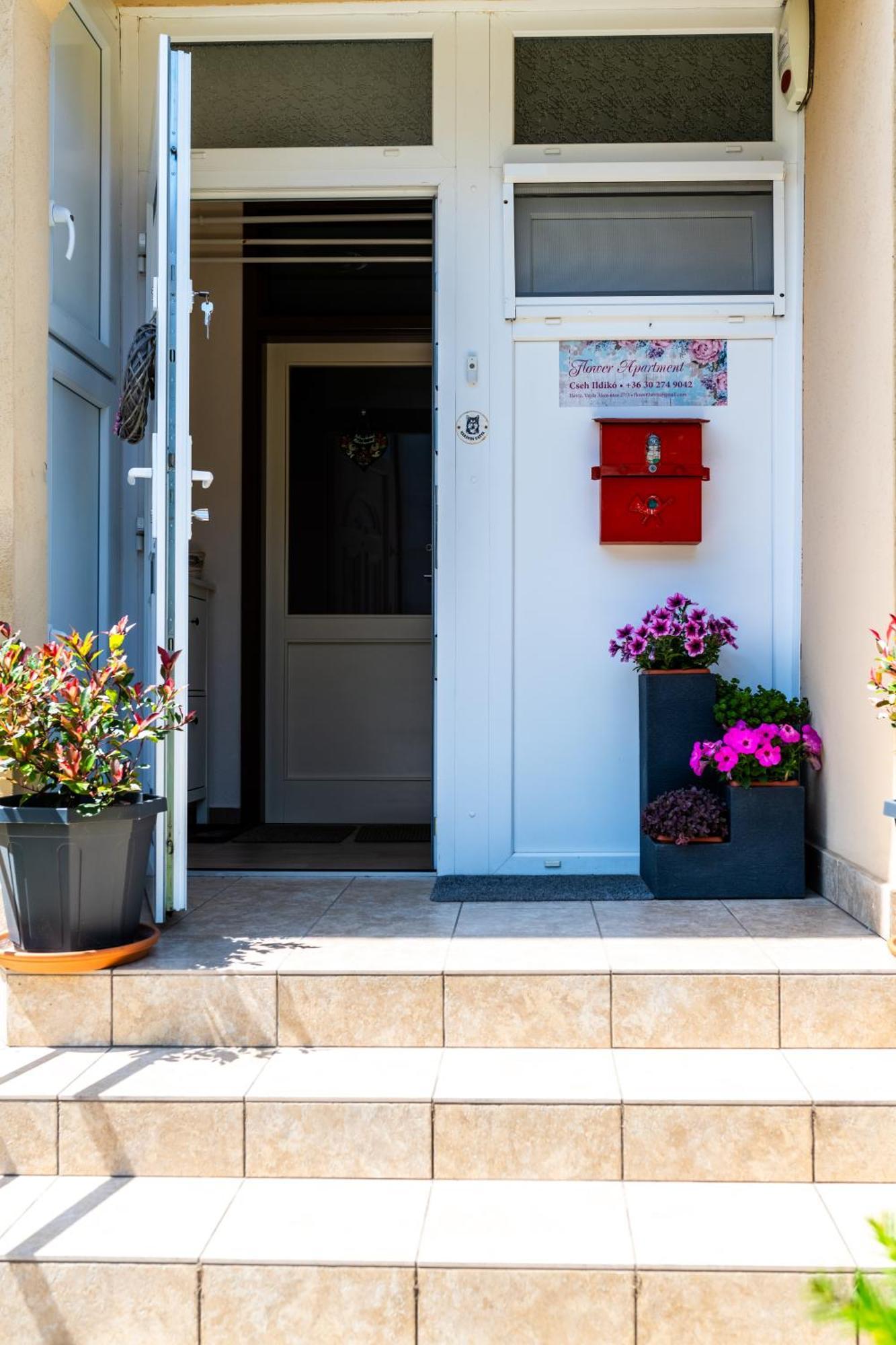 Flower Apartment Hévíz Exterior foto